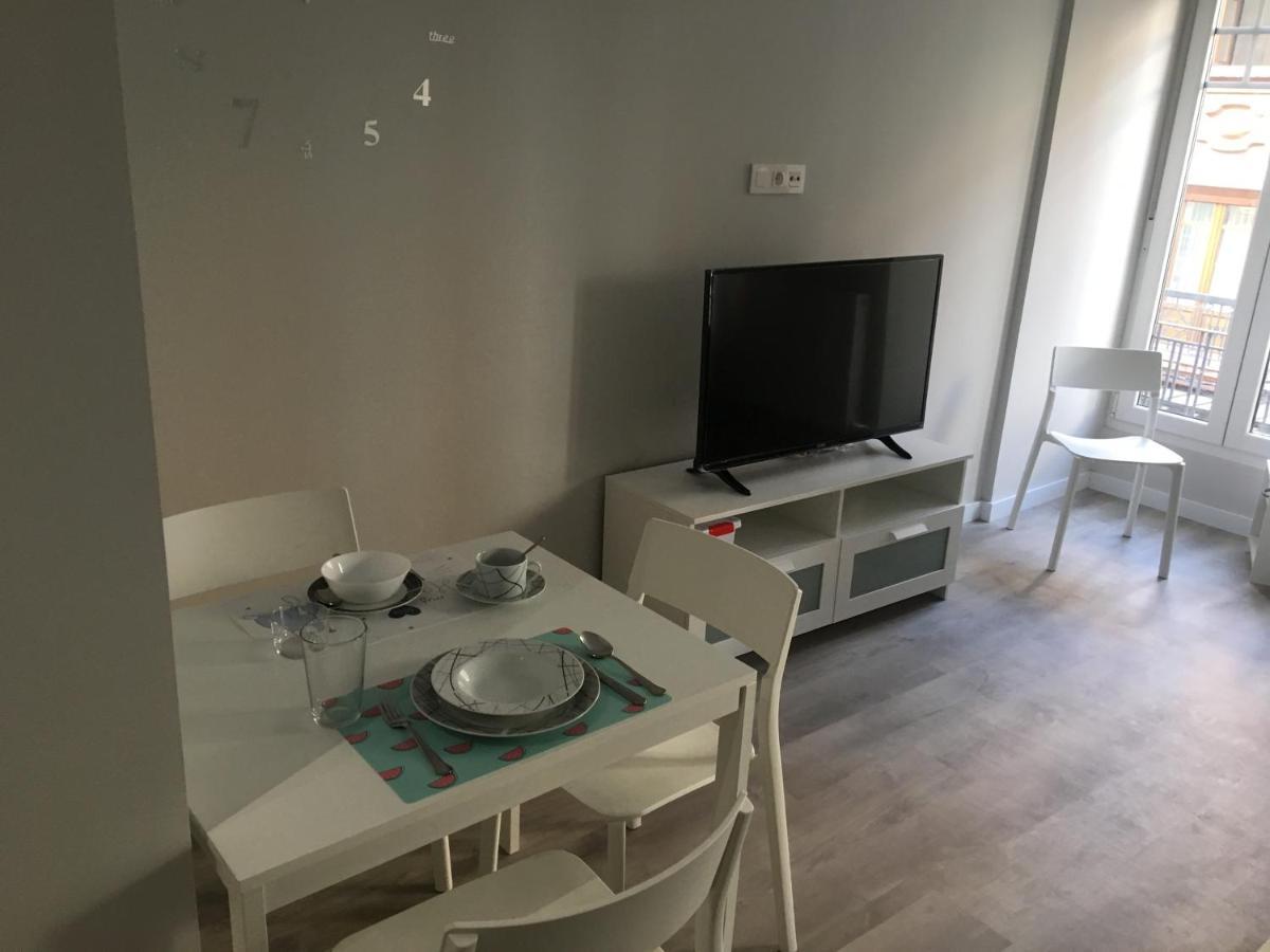 Apartamentos Gyc Viviendas Gold Леон Екстериор снимка