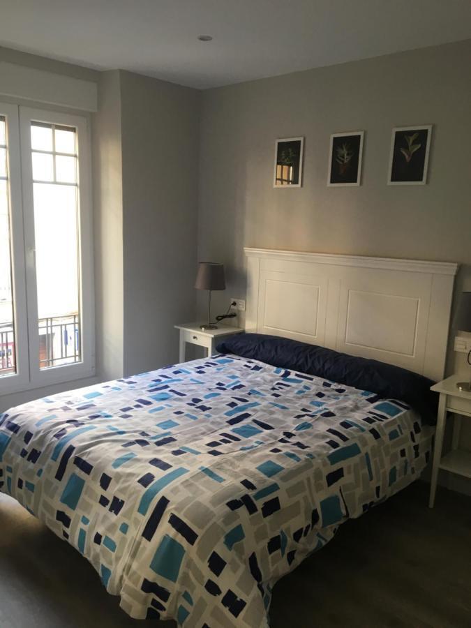 Apartamentos Gyc Viviendas Gold Леон Екстериор снимка